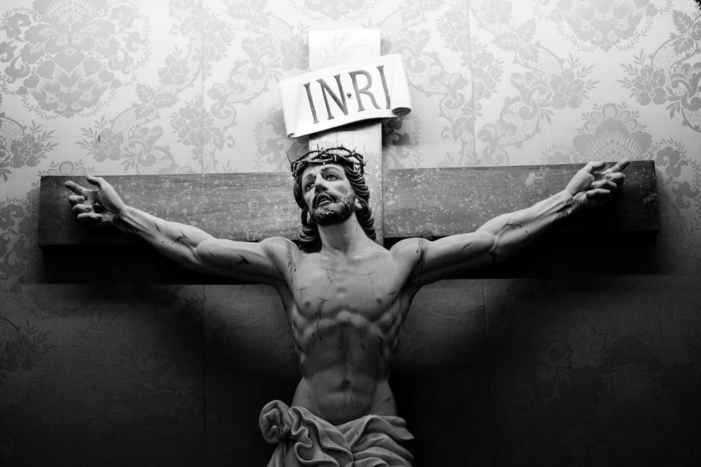 Statue of the crucifix